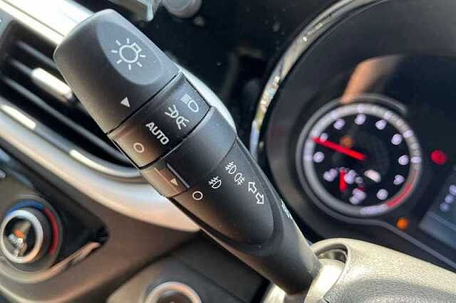 Hyundai i10 1.2 PREMIUM 5DR AUTO