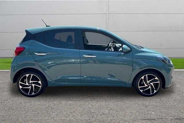 Hyundai i10 1.2 PREMIUM 5DR AUTO