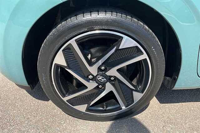 Hyundai i10 1.2 PREMIUM 5DR AUTO
