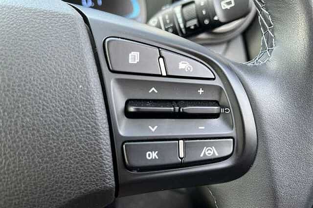 Hyundai i10 1.0 [63] ADVANCE 5DR AUTO [NAV]