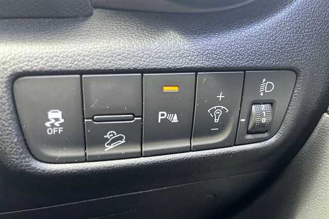 Hyundai KONA 1.0 TGDI 48V MHEV PREMIUM 5DR ABYSS BLACK