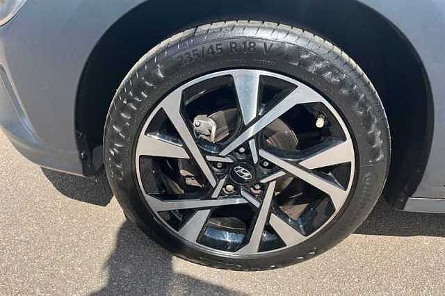 Hyundai KONA 1.0 TGDI 48V MHEV PREMIUM 5DR ABYSS BLACK