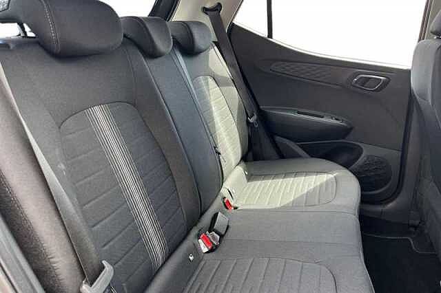 Hyundai i10 1.0 [63] ADVANCE 5DR AUTO [NAV]