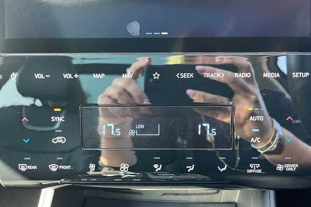 Hyundai TUCSON 1.6 h T-GDi Ultimate SUV 5dr Petrol Hybrid Auto Euro 6 (s/s) (230 ps)