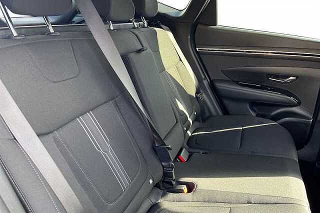 Hyundai TUCSON 1.6 h T-GDi Premium SUV 5dr Petrol Hybrid Auto Euro 6 (s/s) (230 ps) Black