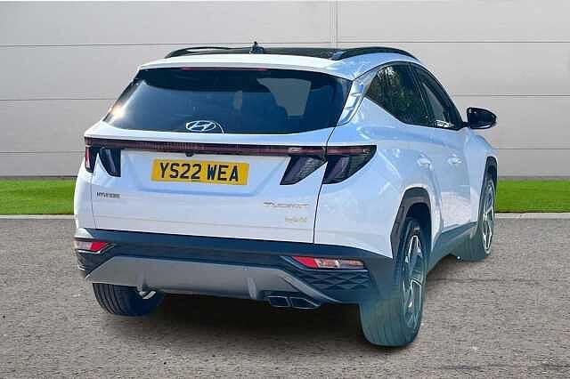 Hyundai TUCSON 1.6 h T-GDi Ultimate SUV 5dr Petrol Hybrid Auto Euro 6 (s/s) (230 ps) ATLAS WHITE