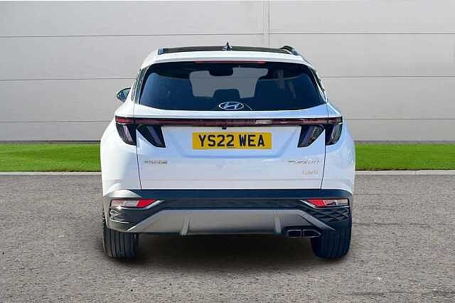 Hyundai TUCSON 1.6 h T-GDi Ultimate SUV 5dr Petrol Hybrid Auto Euro 6 (s/s) (230 ps) ATLAS WHITE