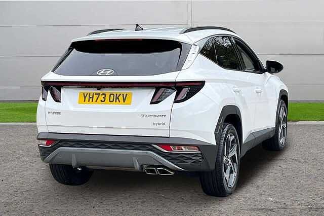 Hyundai TUCSON 1.6 h T-GDi Premium SUV 5dr Petrol Hybrid Auto Euro 6 (s/s) (230 ps) ATLAS WHITE