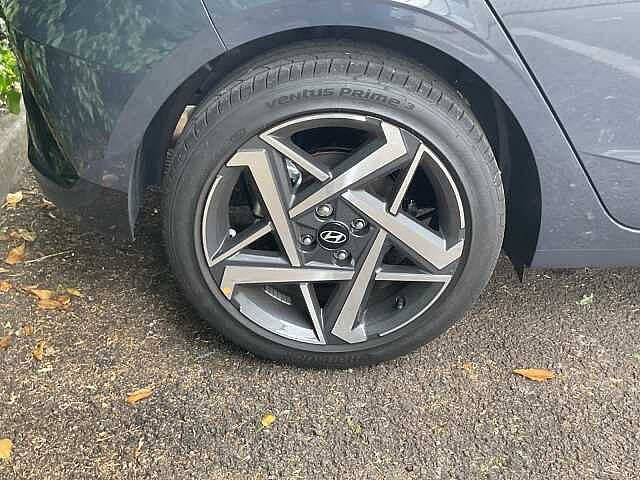 Hyundai i20 1.0T GDi Premium 5dr DCT
