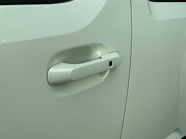 Hyundai INSTER 85kW 02 49kWh 5dr Auto Buttercream Yel