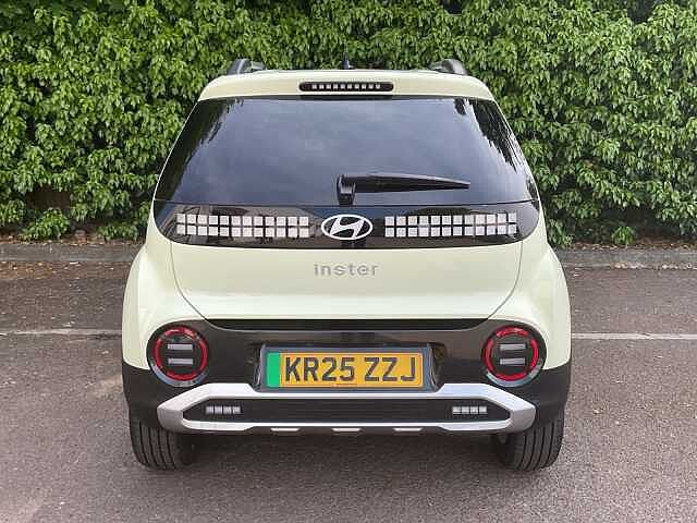 Hyundai INSTER 85kW 02 49kWh 5dr Auto Buttercream Yel