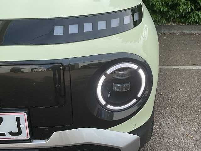 Hyundai INSTER 85kW 02 49kWh 5dr Auto Buttercream Yel