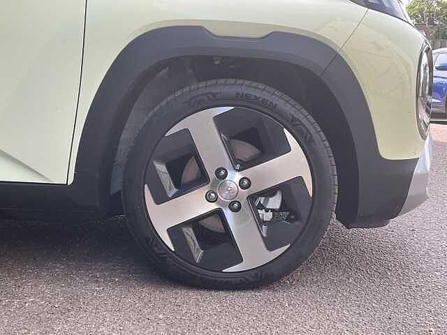 Hyundai INSTER 85kW 02 49kWh 5dr Auto Buttercream Yel