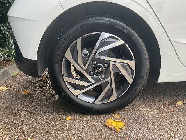 Hyundai i20 1.0T GDi Advance 5dr