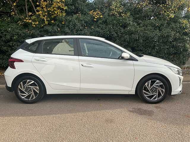 Hyundai i20 1.0T GDi Advance 5dr