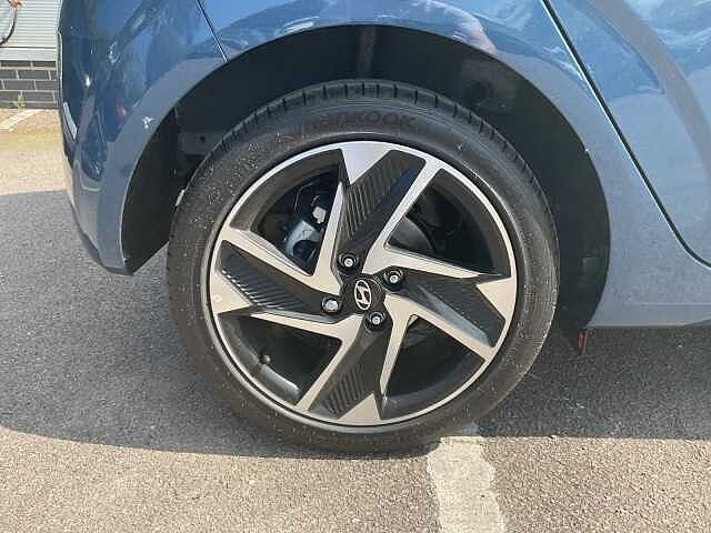 Hyundai i10 1.2 [79] Premium 5dr Auto [Nav]