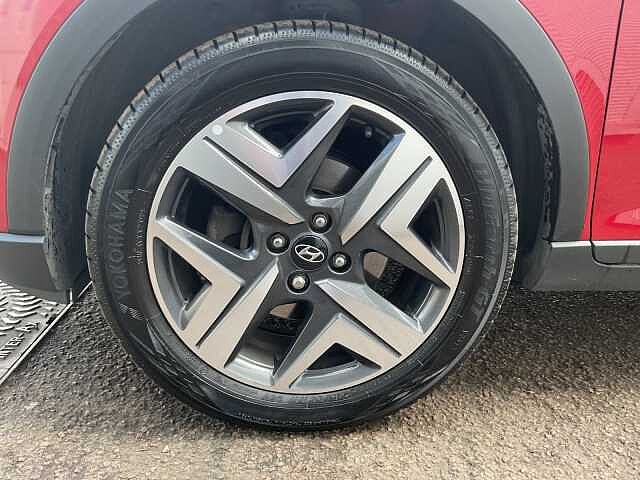 Hyundai BAYON 1.0 TGDi 48V MHEV Premium 5dr DCT Red
