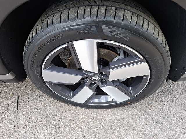 Hyundai Santa Fe 1.6 TGDi Plug-in Hybrid Premium 5dr 4WD Auto