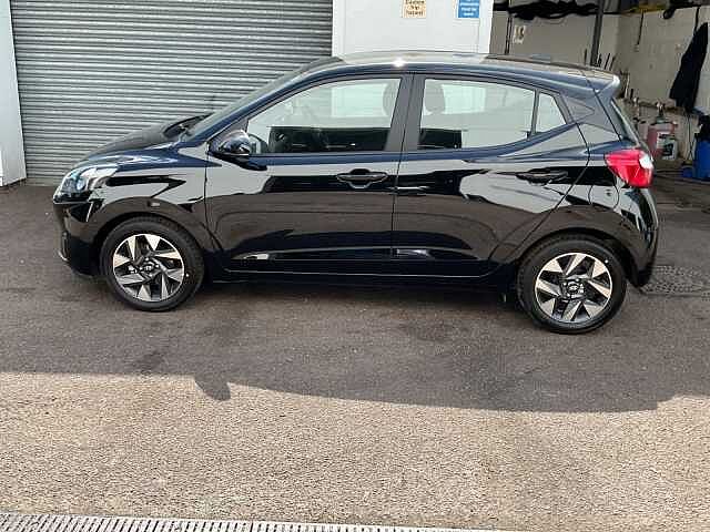 Hyundai I10 1.0 [63] Advance 5dr [Nav] Phantom Black
