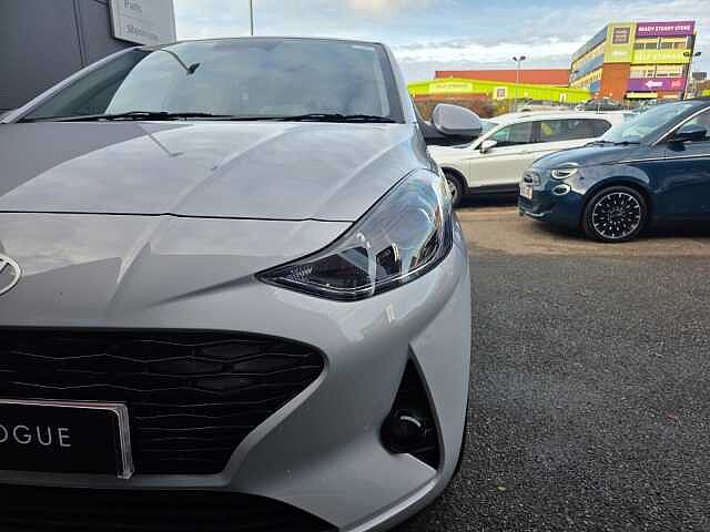 Hyundai i10 1.0 [63] Premium 5dr [Nav]