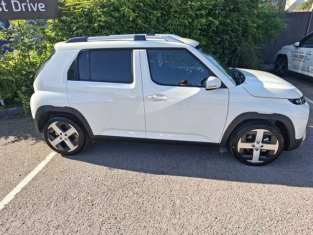 Hyundai INSTER 85kW 02 49kWh 5dr Auto Natural Ivory