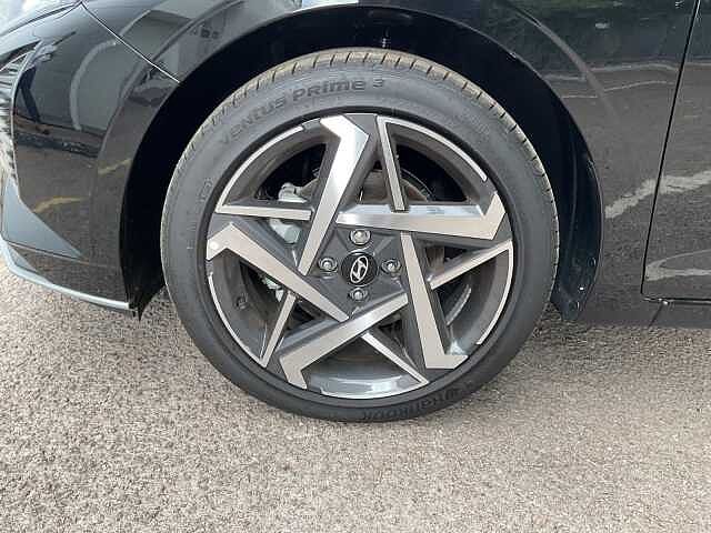 Hyundai BAYON 1.0 TGDi [90] Tech Line 5dr DCT Phantom Black