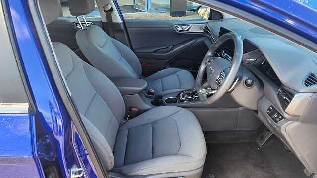 Hyundai Ioniq 1.6 GDi Plug-in Hybrid Premium 5dr DCT