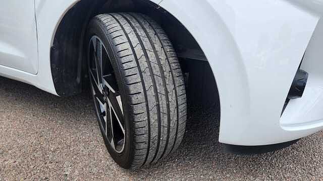 Hyundai i10 1.2 [79] Premium 5dr [Nav]