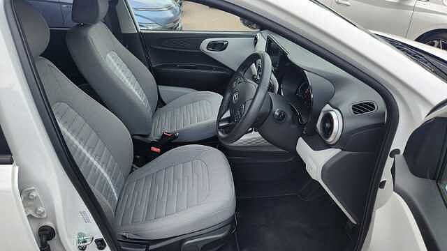 Hyundai i10 1.2 [79] Premium 5dr [Nav]