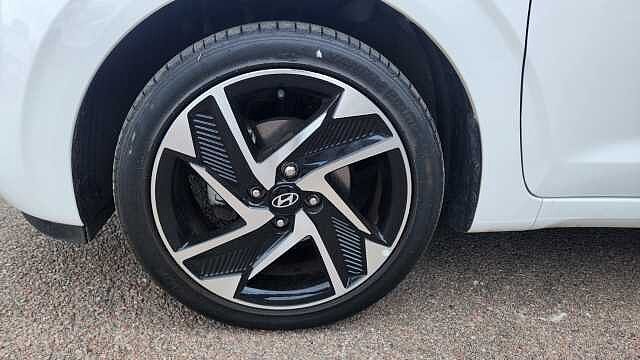 Hyundai i10 1.2 [79] Premium 5dr [Nav]