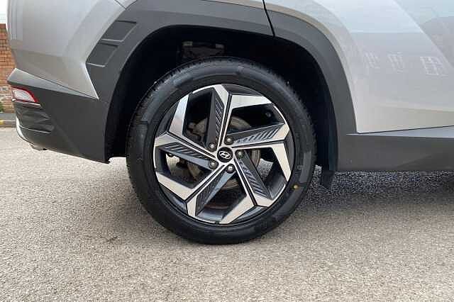 Hyundai TUCSON 1.6 TGDi Hybrid 230 Ultimate 5dr 2WD Auto Platinum Silver