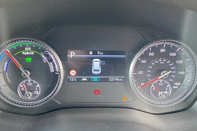 Hyundai SANTA FE 1.6 TGDi Hybrid Premium 5dr Auto Polar White