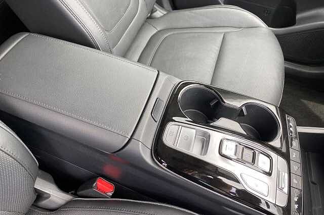 Hyundai TUCSON 1.6 TGDi Hybrid 230 Ultimate 5dr 2WD Auto Phantom Black