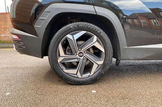 Hyundai TUCSON 1.6 TGDi Hybrid 230 Ultimate 5dr 2WD Auto Phantom Black