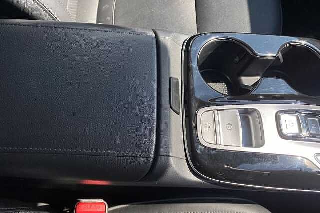 Hyundai TUCSON 1.6 TGDi Hybrid 230 Ultimate 5dr 2WD Auto Phantom Black