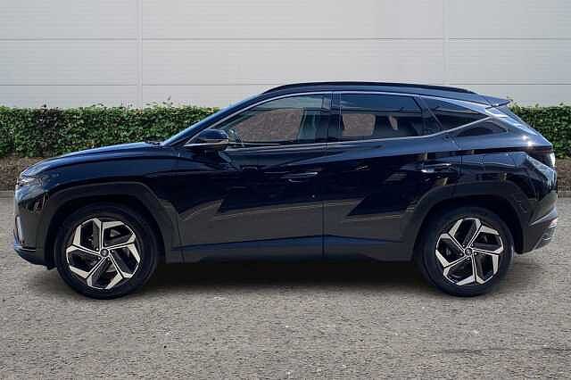 Hyundai TUCSON 1.6 TGDi Hybrid 230 Ultimate 5dr 2WD Auto Phantom Black