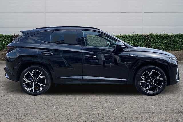 Hyundai TUCSON 1.6T N Line 5dr Abyss Black