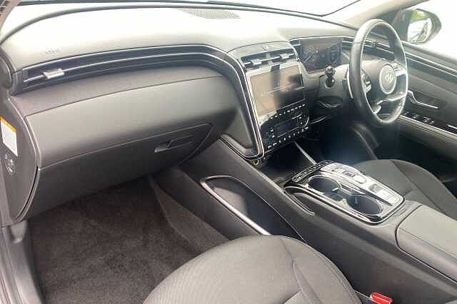 Hyundai TUCSON 1.6 TGDi Hybrid 230 Premium 5dr 2WD Auto Shimmering Silver