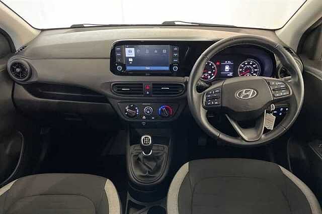 Hyundai I10 1.0 SE Connect Hatchback 5dr Petrol Manual Euro 6 (s/s) (67 ps) Red