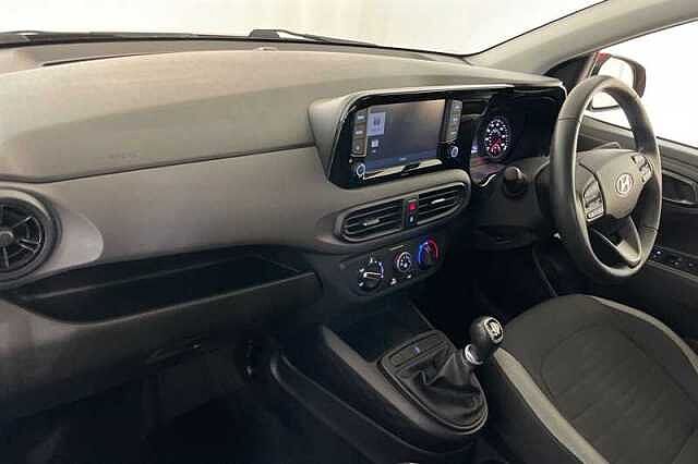 Hyundai I10 1.0 SE Connect Hatchback 5dr Petrol Manual Euro 6 (s/s) (67 ps) Red