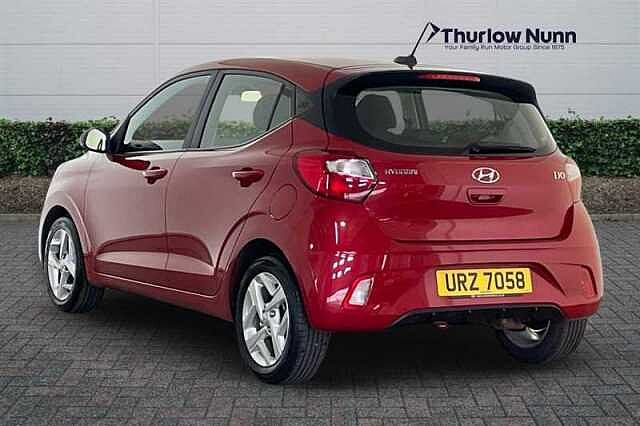 Hyundai I10 1.0 SE Connect Hatchback 5dr Petrol Manual Euro 6 (s/s) (67 ps) Red