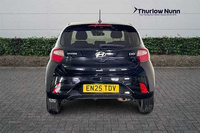 Hyundai i10 1.2 Premium Hatchback 5dr Petrol Auto Euro 6 (s/s) (79 ps)