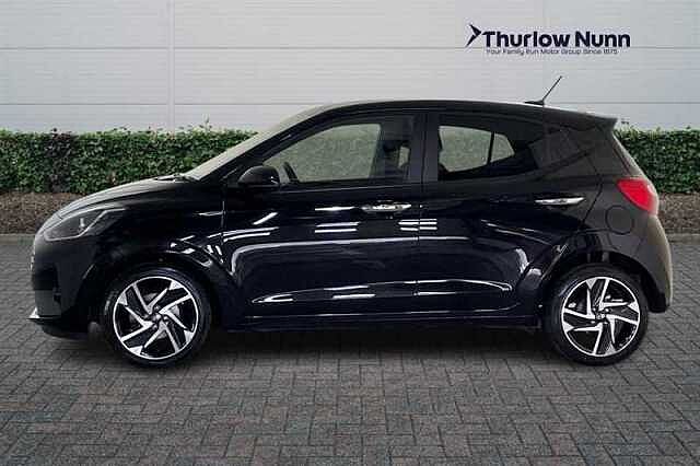 Hyundai i10 1.2 Premium Hatchback 5dr Petrol Auto Euro 6 (s/s) (79 ps)