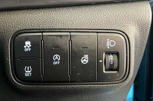 Hyundai I20 1.0 T-GDi MHEV Premium Hatchback 5dr Petrol Hybrid Manual Euro 6 (s/s) (100 ps) Aqua Turquoise