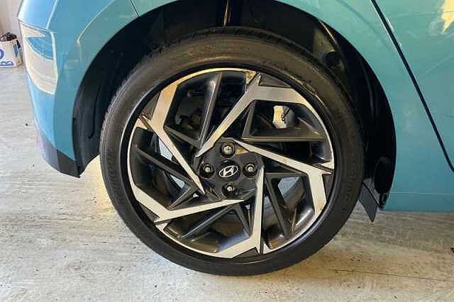 Hyundai I20 1.0 T-GDi MHEV Premium Hatchback 5dr Petrol Hybrid Manual Euro 6 (s/s) (100 ps) Aqua Turquoise