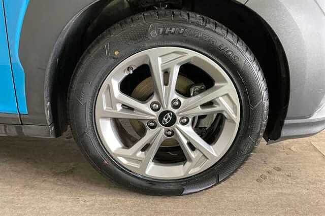 Hyundai KONA 1.0 T-GDi MHEV SE Connect SUV 5dr Petrol Hybrid Manual Euro 6 (s/s) (120 ps) Blue