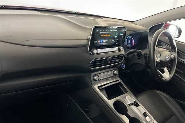 Hyundai KONA 64kWh Premium SE SUV 5dr Electric Auto (7kW Charger) (204 ps)