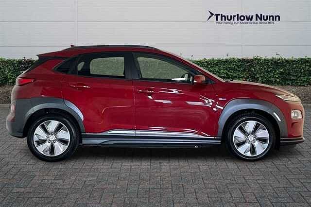 Hyundai KONA 64kWh Premium SE SUV 5dr Electric Auto (7kW Charger) (204 ps)