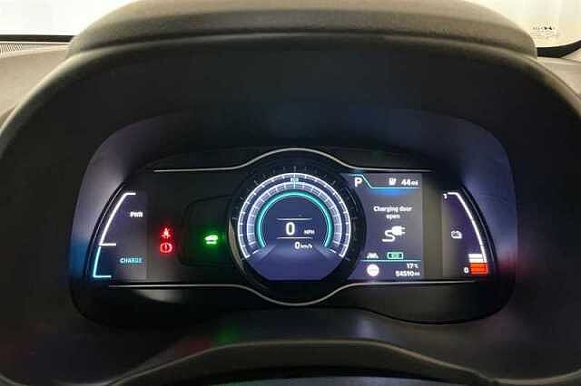 Hyundai KONA 64kWh Premium SE SUV 5dr Electric Auto (7kW Charger) (204 ps)
