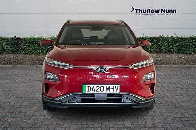 Hyundai KONA 64kWh Premium SE SUV 5dr Electric Auto (7kW Charger) (204 ps)